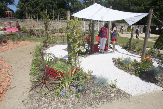 Inauguration des jardins d’expression, 2e édition, dans le potager du domaine de Pignerolle